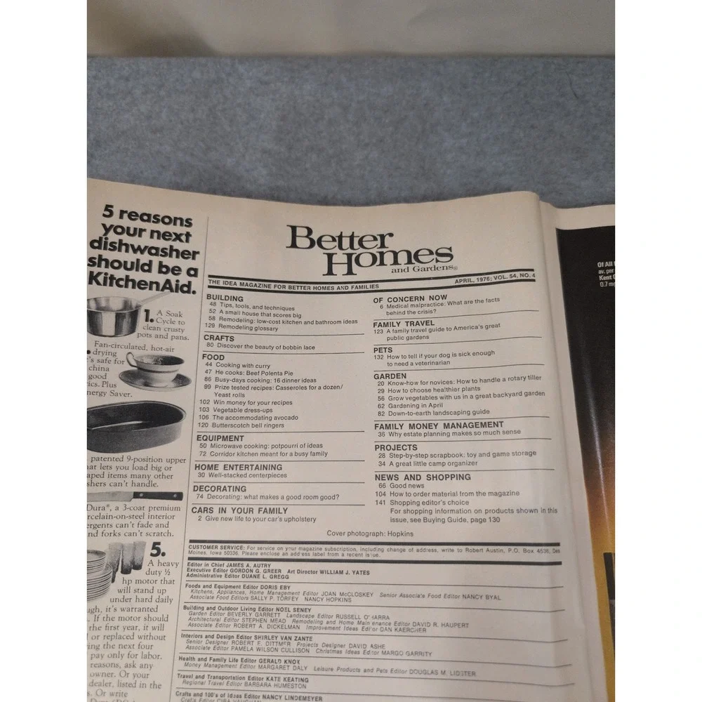 Better Homes and Gardens Magazine April 1976 Bobbin Lace Remodeling Ideas VG- - Picture 2 of 2